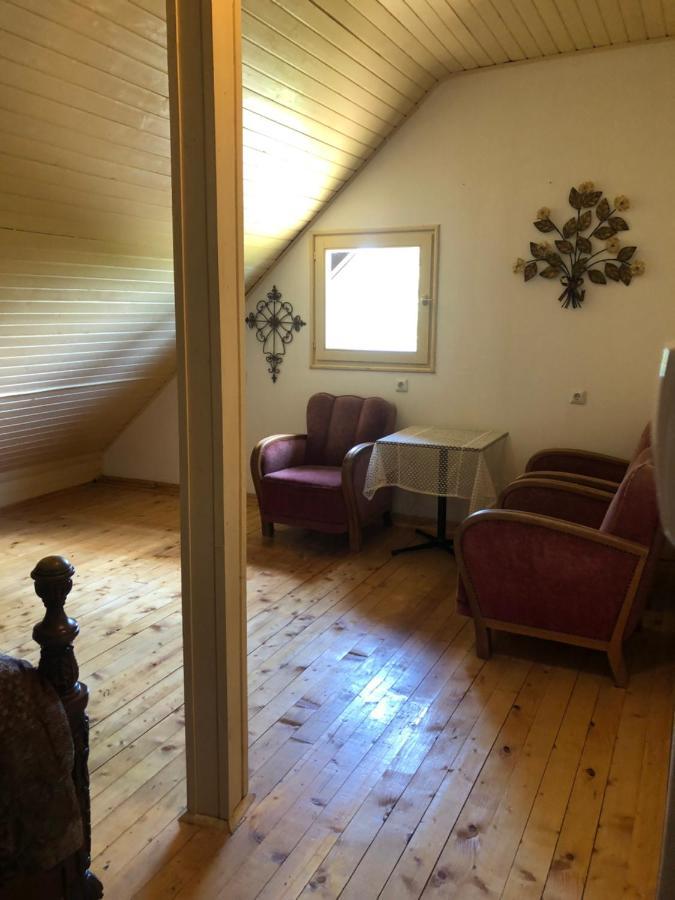 R&B Vendeghaz Apartment Balatonakarattya Luaran gambar