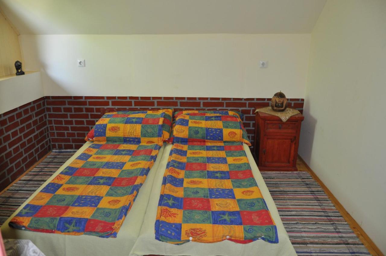 R&B Vendeghaz Apartment Balatonakarattya Luaran gambar