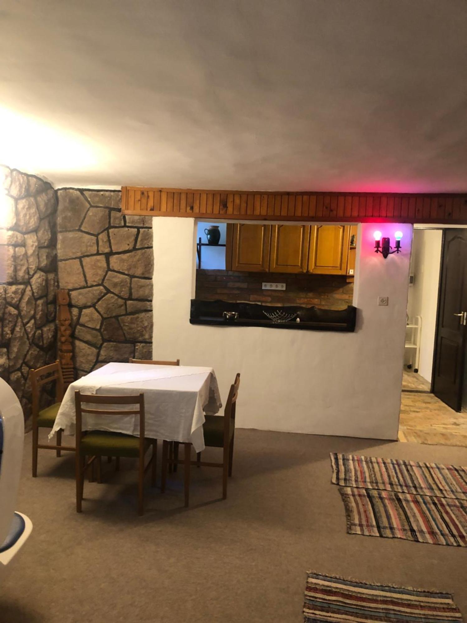 R&B Vendeghaz Apartment Balatonakarattya Luaran gambar